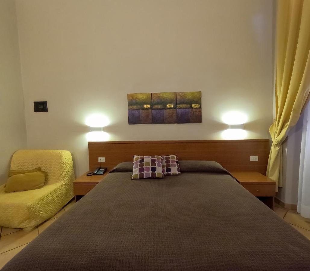 Hotel Cervia Rome Exterior photo