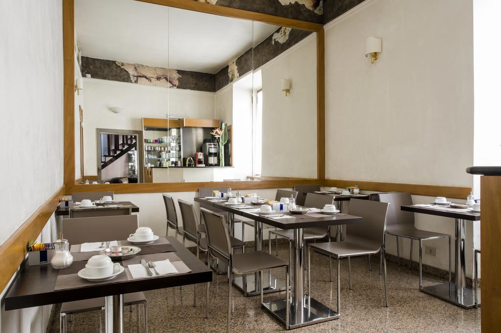 Hotel Cervia Rome Exterior photo
